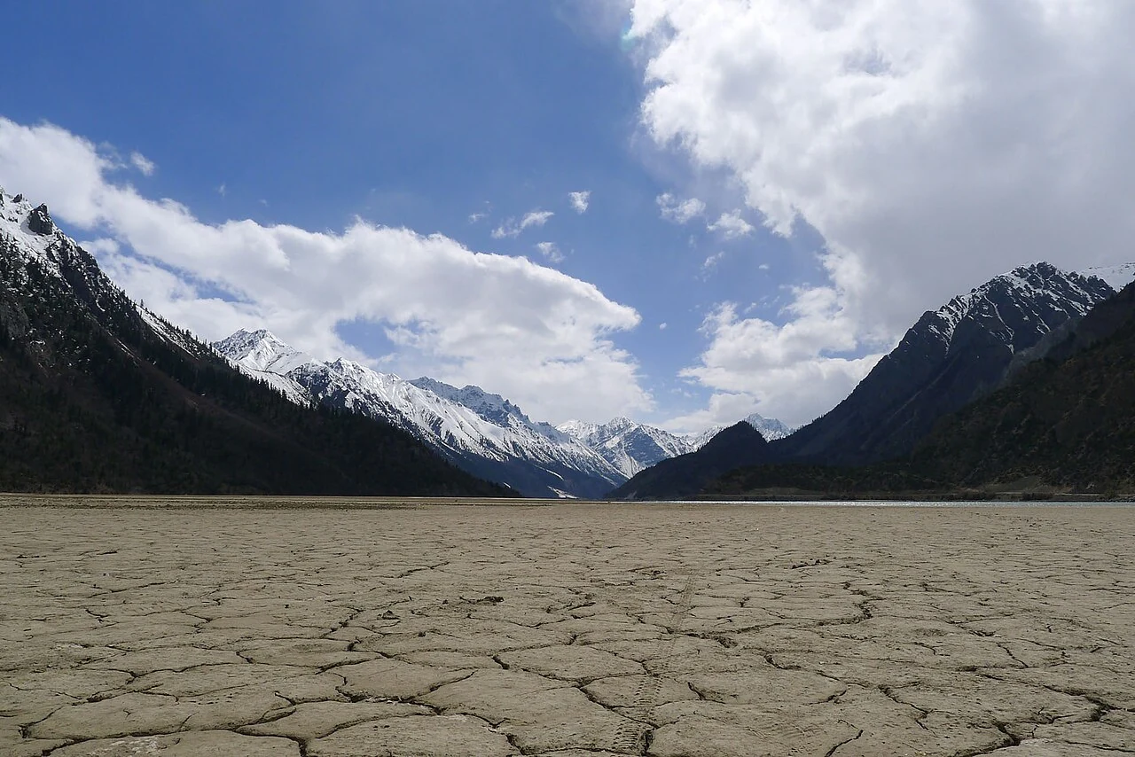 A dry riverbed near Ranwu Lake in May 2012.