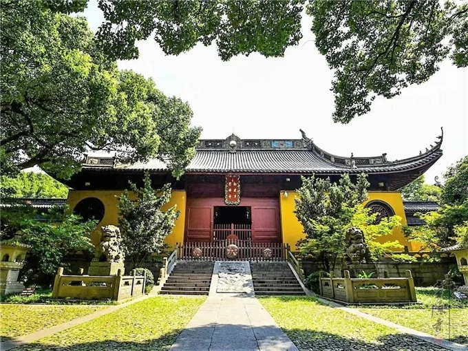 Patio del templo Jingci
