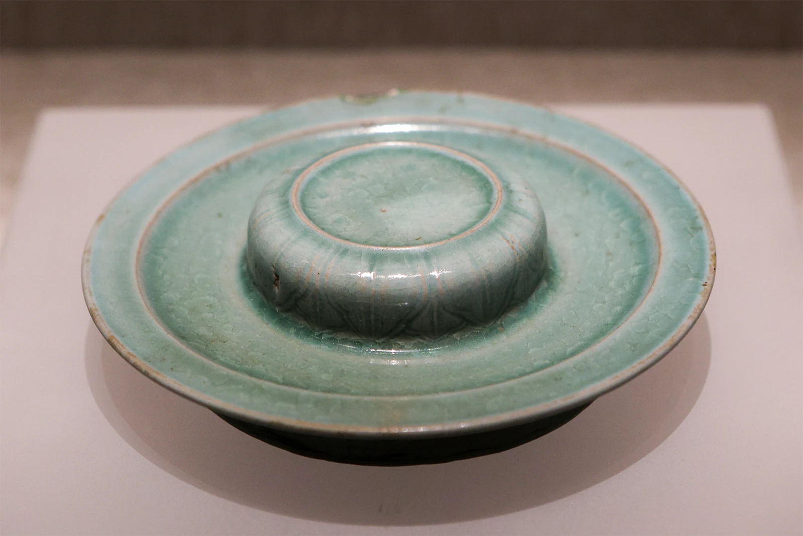 Porcelaine Ru de Baofeng et foire de conteurs de Majie: un bol en céladon