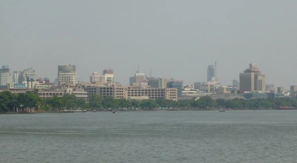 Hangzhou desde el lago · 2004
