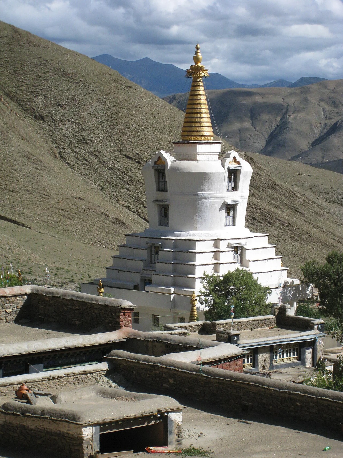 A stupa within the Mindrolling setting.